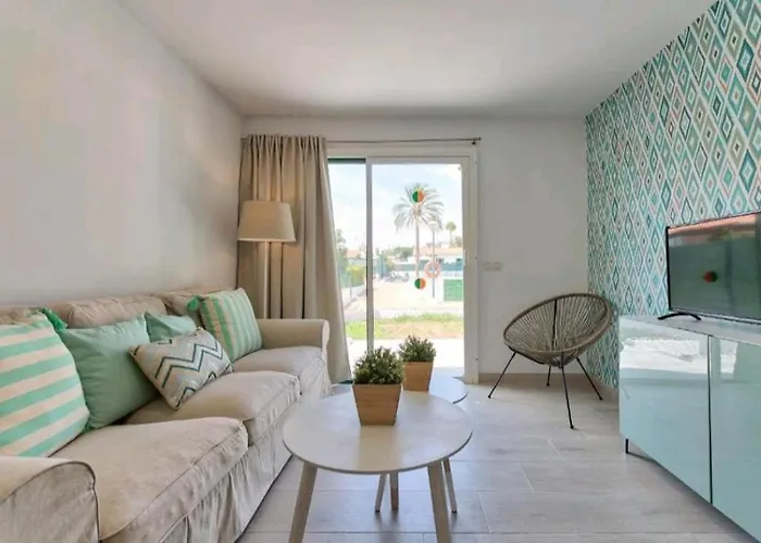 2 Bedroom Aguamarina Hébergement de vacances *